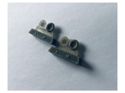 E35001 Ventilator covers with screw heads for Pz.III G-N, Pz.IV A-G, for 2 vehicles