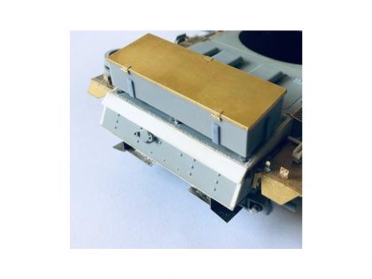 E35079 Metal box for Stug.III G from LSSAH, type 2, with bracket