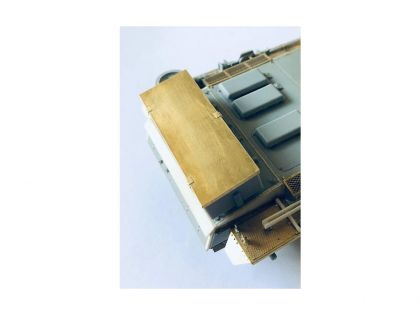 E35079 Metal box for Stug.III G from LSSAH, type 2, with bracket