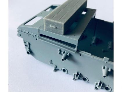 E35111 Wooden box for Stug. III B, type 2, with wood texture