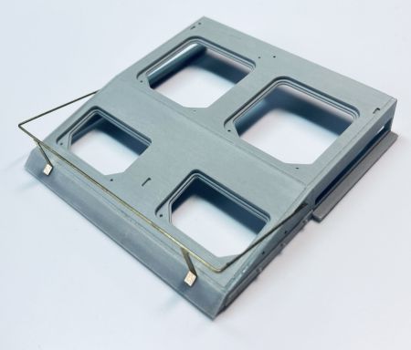 E35090 Wooden box for Pz.Kpfw III L-N, type 4, with wood texture and PE bracket