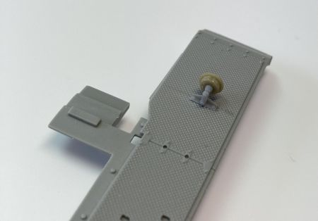 E35310 German horns, 5 pcs. - Early type, two holders variant, for Pz.III E - F and Stug.III A - B