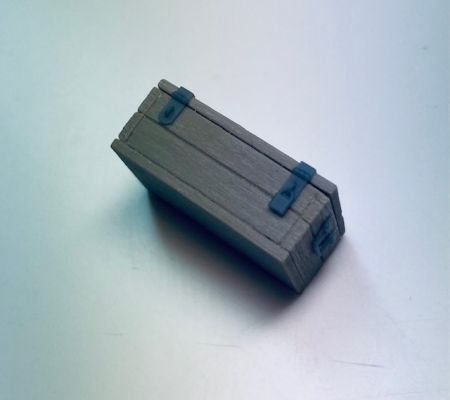 E35095 Wooden box for Pz.Kpfw III L-N, type 9, with wood texture and bracket