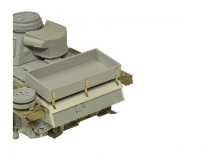 E35092 Wooden box for Pz. Kpfw III L-N,  type 6,  with wood texture and PE bracket